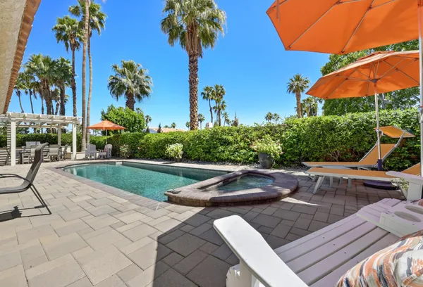 $899,000 | 370 Cypress Point Drive, Palm Desert, CA 92211