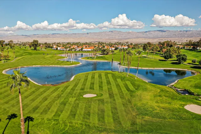 $925,000 | 370 Cypress Point Drive, Palm Desert, CA 92211