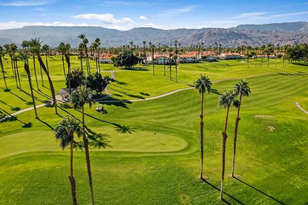 $910,000 | 370 Cypress Point Drive, Palm Desert, CA 92211