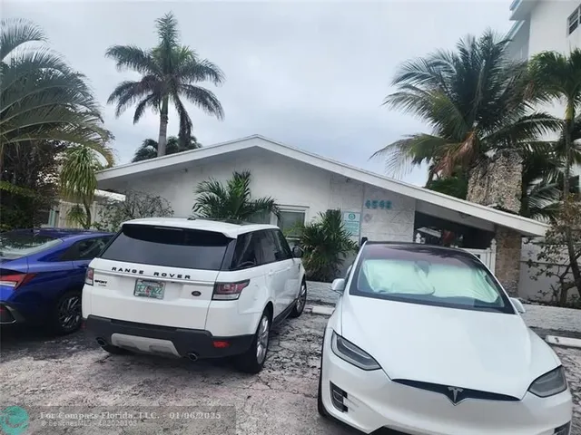 $1,825 | 4548 North Ocean Drive, Unit 5, Lauderdale-by-the-Sea, FL 33308