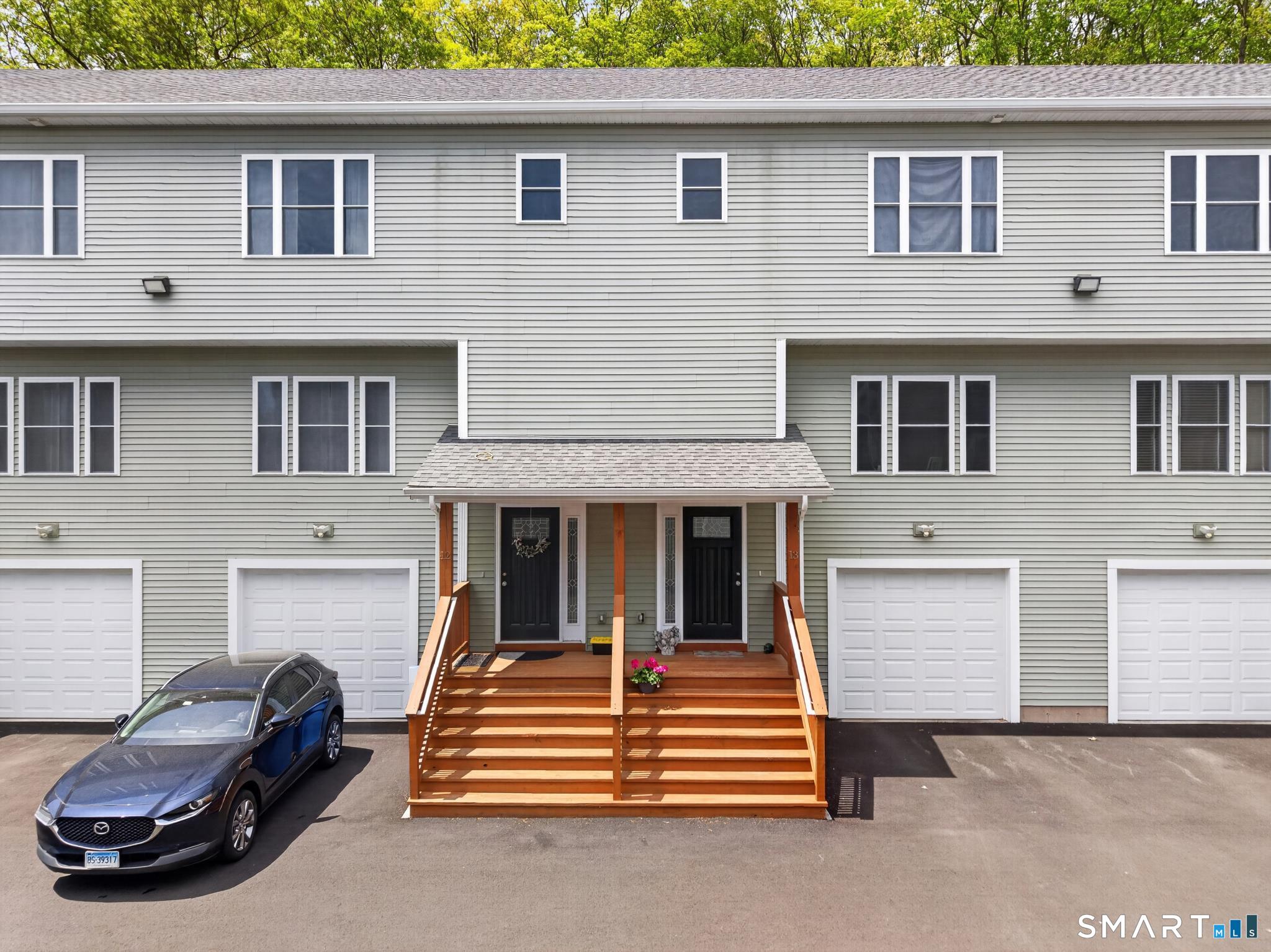 455 R Sherman Avenue, Unit 6 Hamden, CT 06518 - Photo 2 of 18