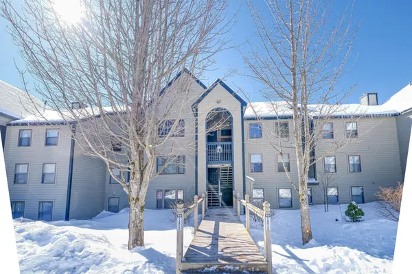 $695,000 | 81 White Loop, Unit F301, Ludlow, VT 05149