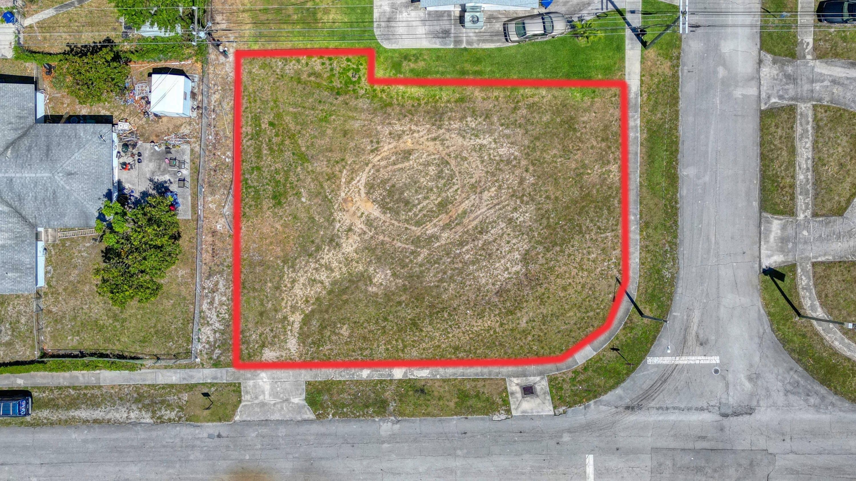 398 West 23rd Street Riviera Beach, FL 33404 - Photo 8 of 17 8