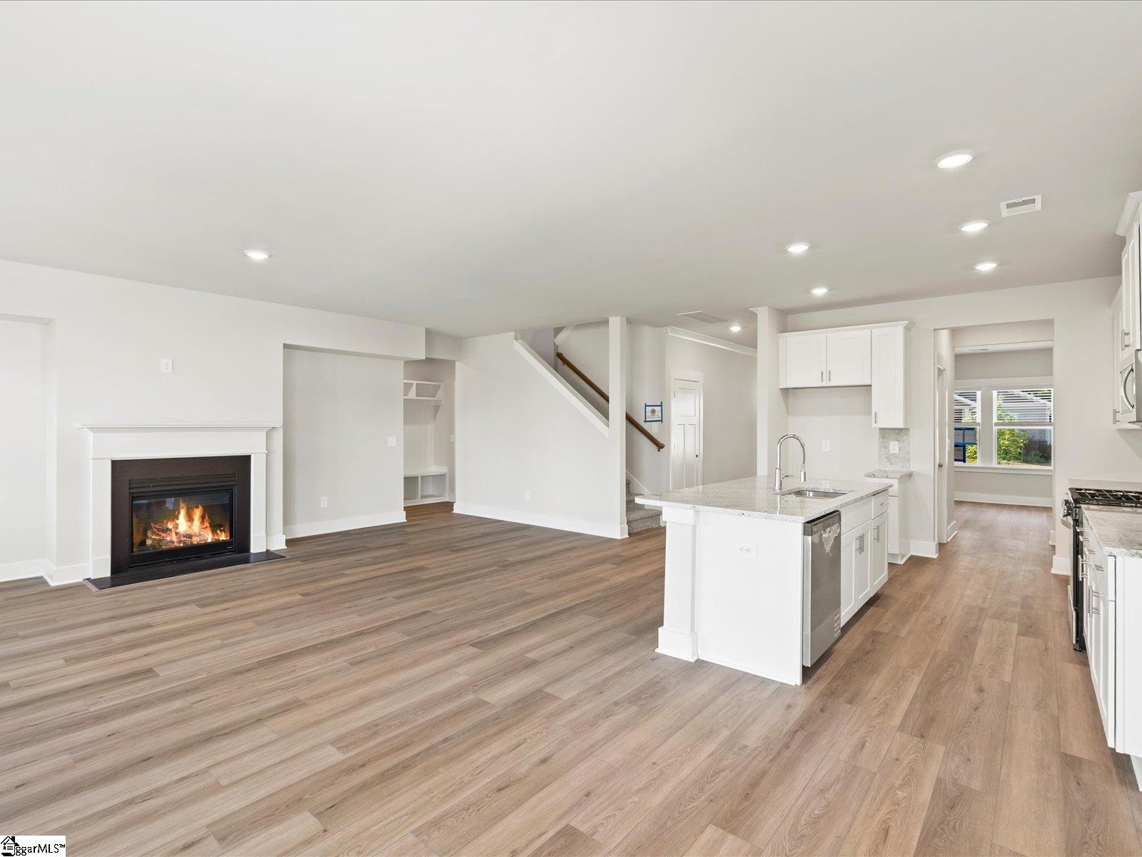 799 Burghley Circle Greer, SC 29651 - Photo 7 of 38