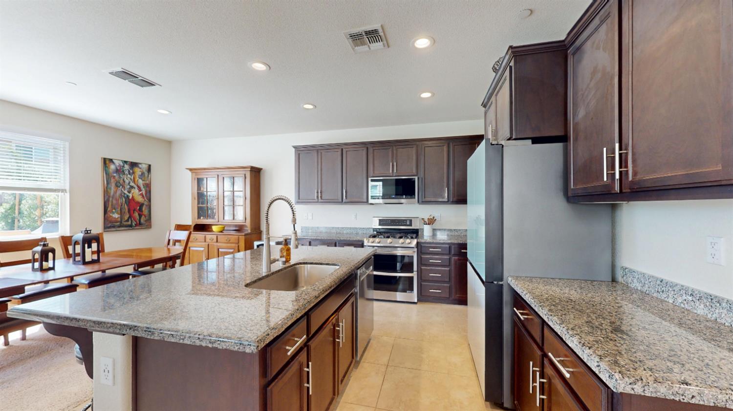 2148 History Way Modesto, CA 95357 - Photo 4 of 27