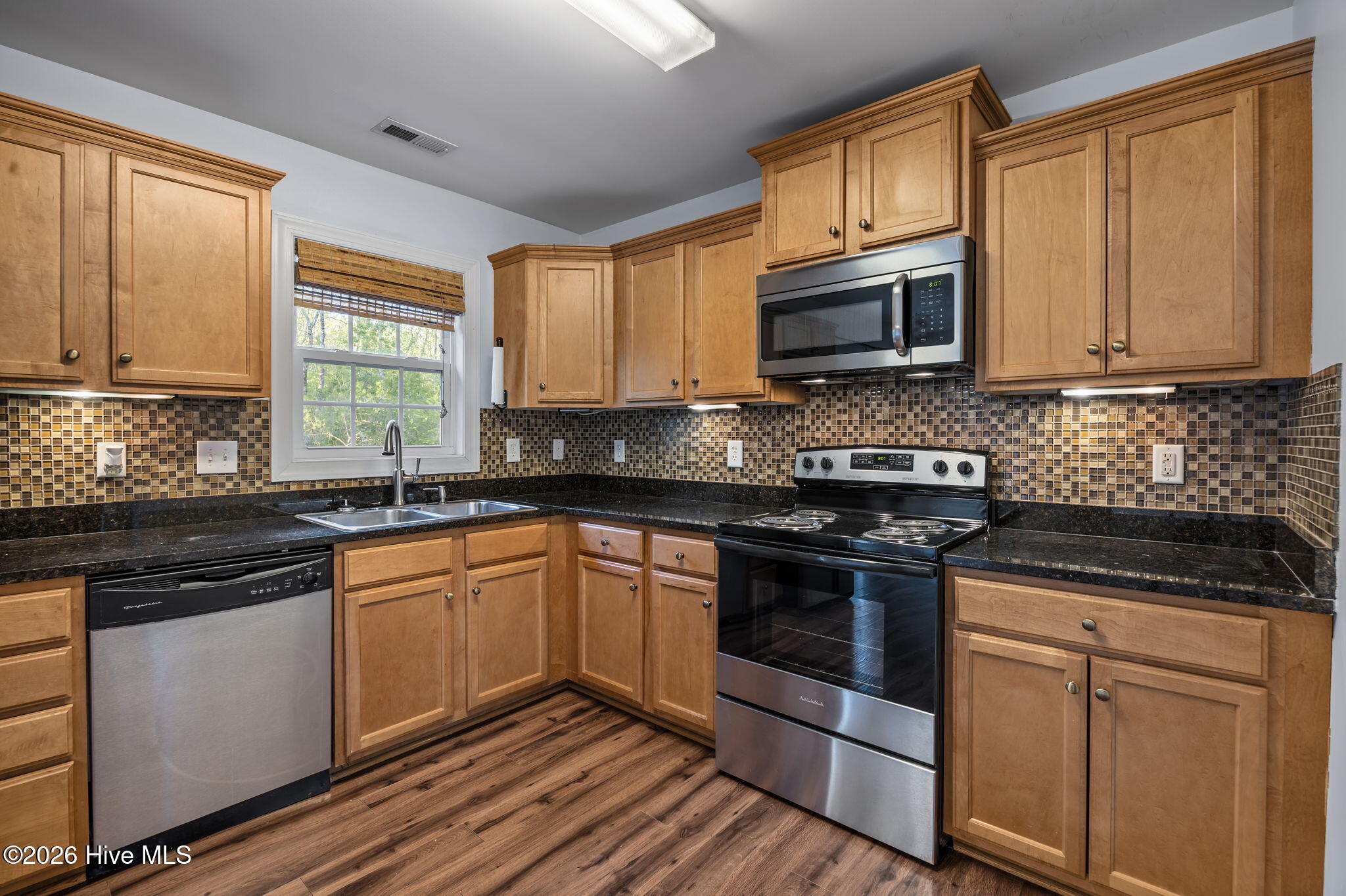 439 Motts Creek Road Wilmington, NC 28412 - Photo 17 of 58 9-web-or-mls-IMG_4345