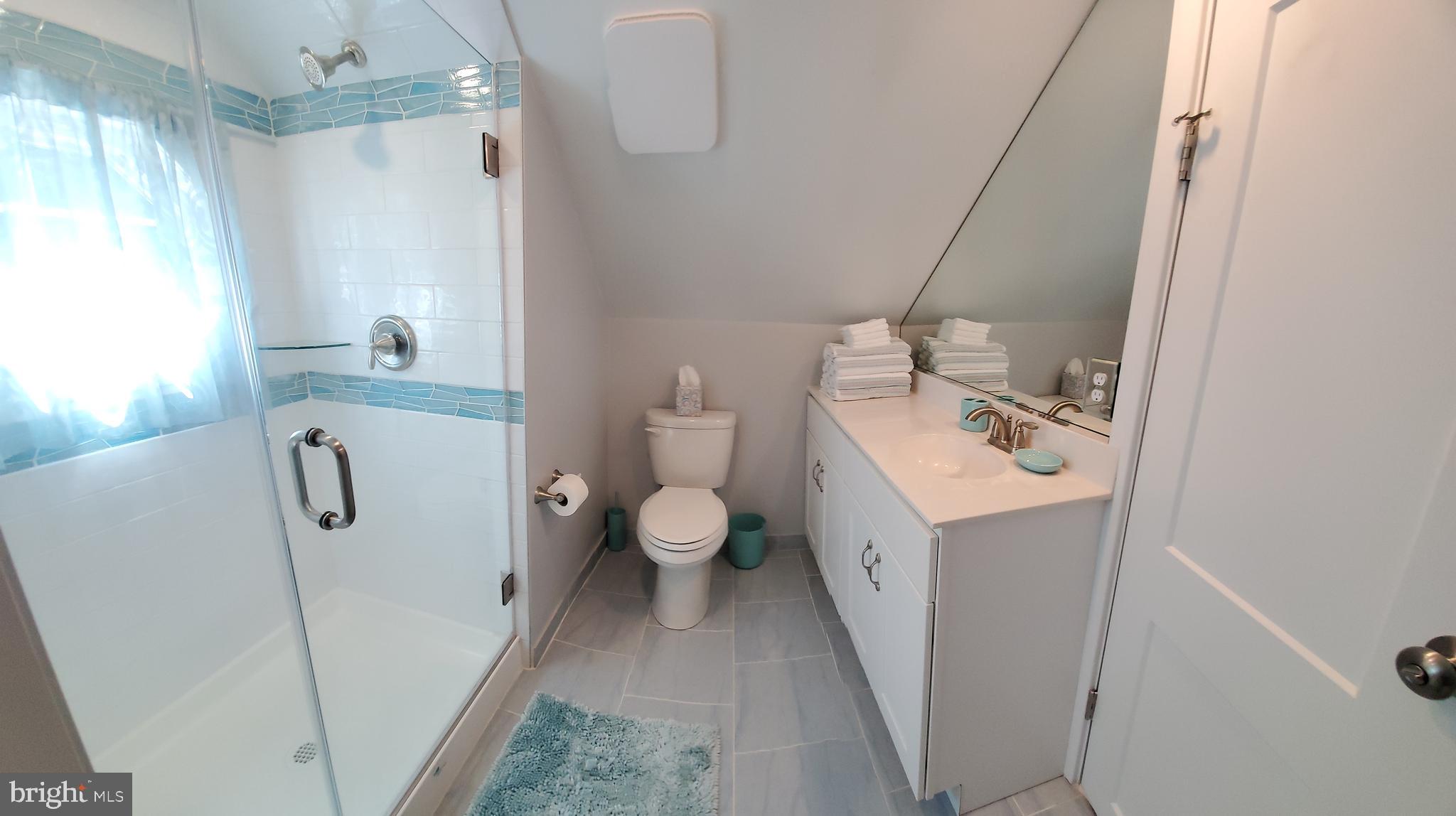 1676 Twickenham Road Pasadena, MD 21122 - Photo 14 of 24 Gallery Image 14
