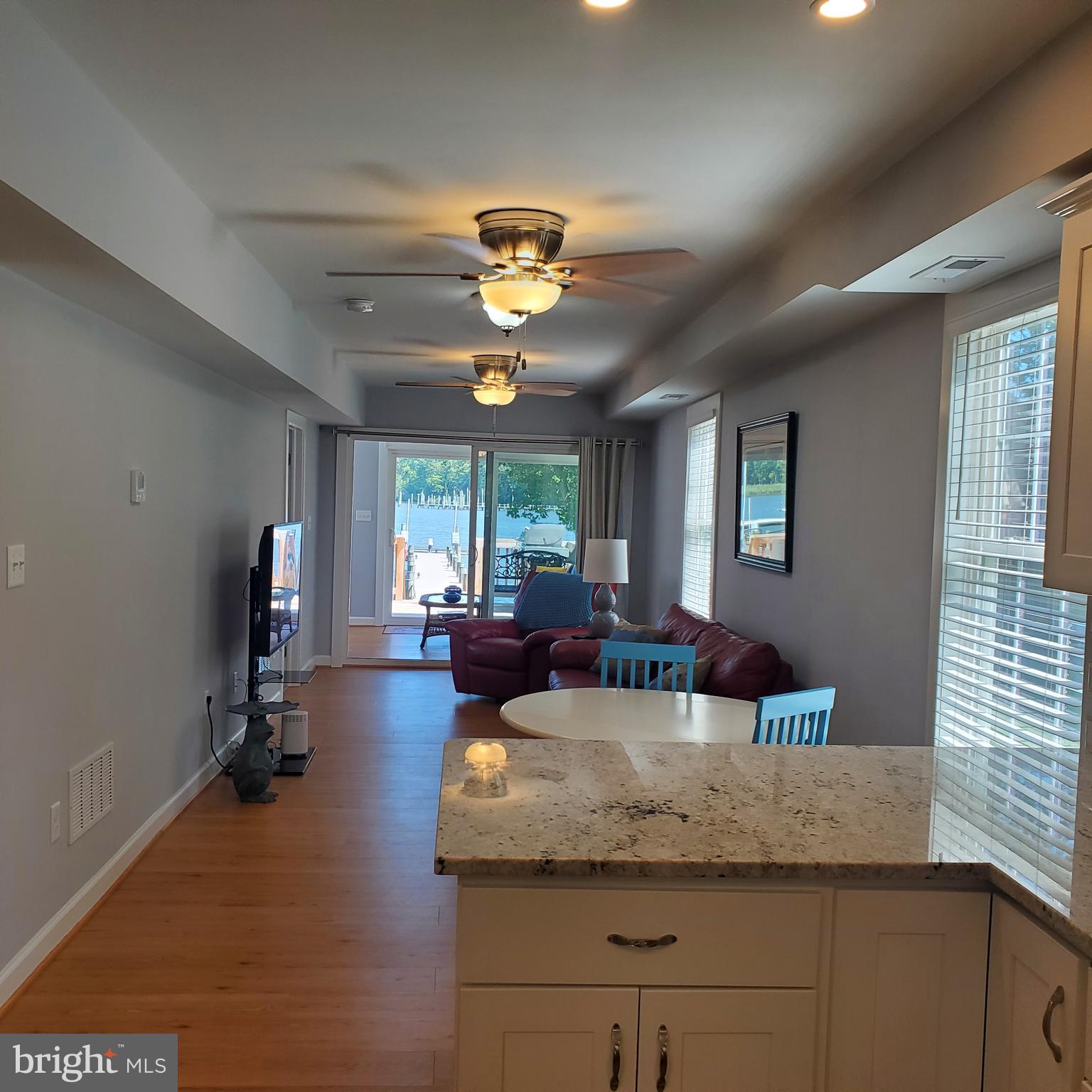 1676 Twickenham Road Pasadena, MD 21122 - Photo 7 of 24 Gallery Image 7