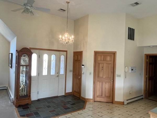 186 Spring Street Mansfield, MA 02048 - Photo 5 of 36 Gallery Image 5