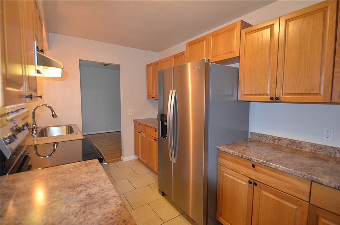 20 Pease Road Parma, NY 14559 - Photo 6 of 31