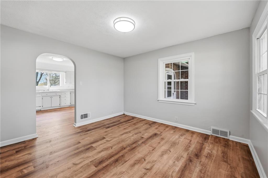1060 South Hermitage Road Hermitage, PA 16148 - Photo 13 of 50