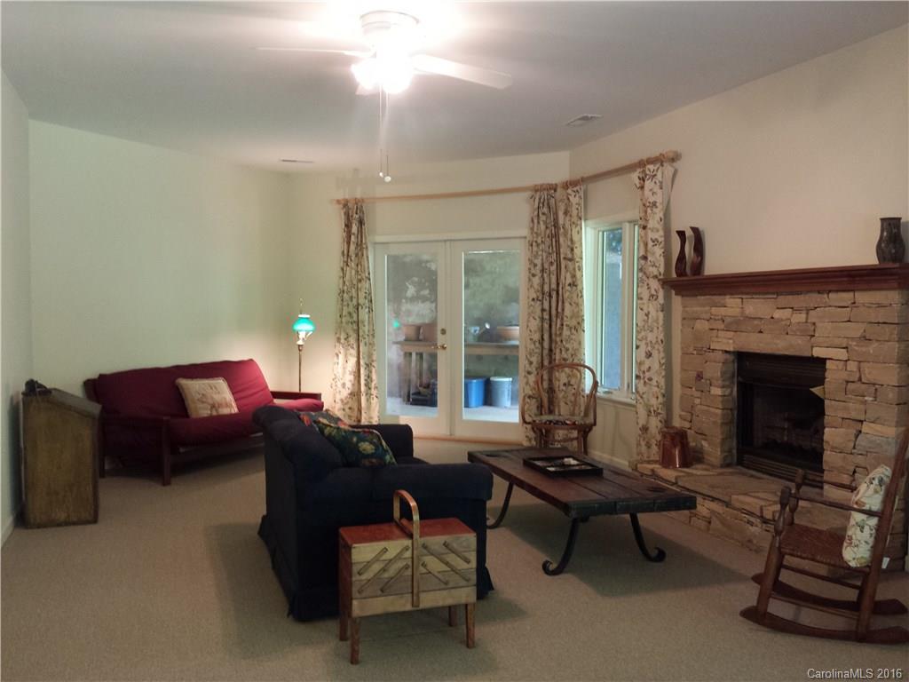 544 Tiptop Road Brevard, NC 28712 - Photo 13 of 24 Gallery Image 13
