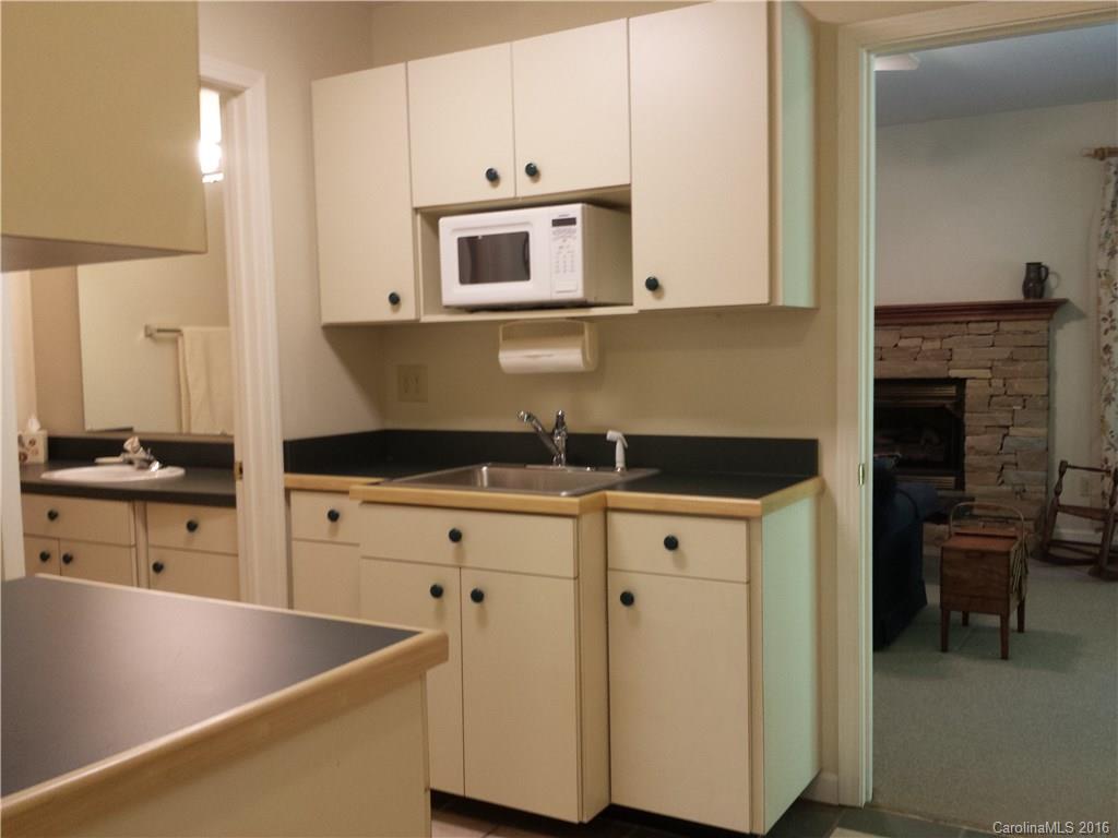 544 Tiptop Road Brevard, NC 28712 - Photo 14 of 24 Gallery Image 14