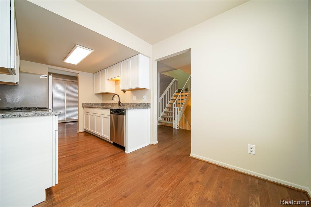 905 Lafayette Court Rochester Hills, MI 48307 - Photo 10 of 65