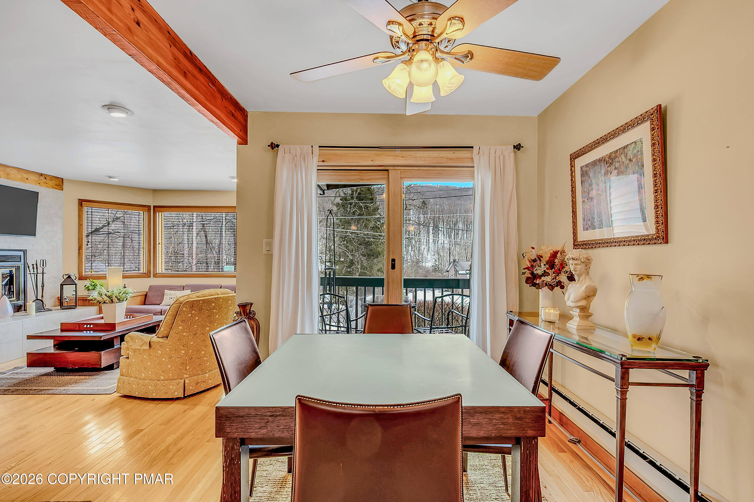 312 Hollow Road, Unit 36 East Stroudsburg, PA 18302 - Photo 10 of 34 Dining area