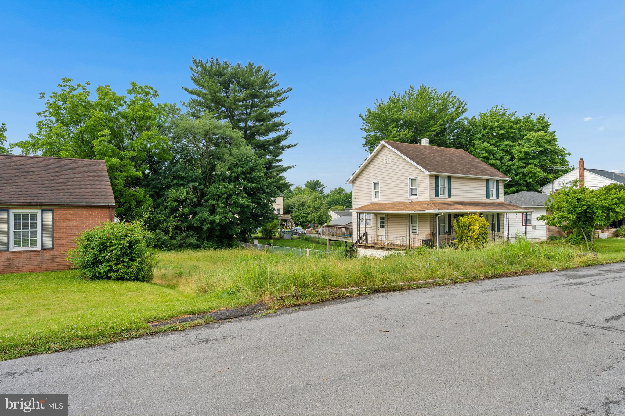 741-743 Medway Road Hagerstown, MD 21740 - Photo 2 of 7