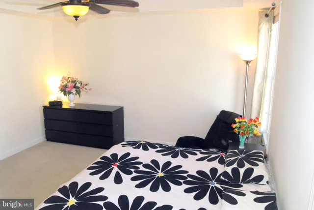 $3,050 | 623 Hurdle Mill Place, Gaithersburg, MD 20877