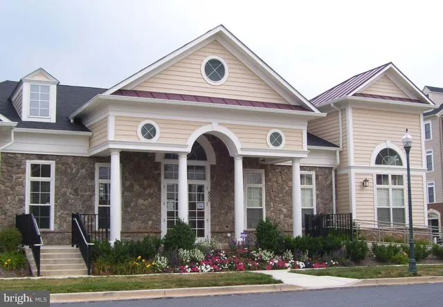 $3,050 | 623 Hurdle Mill Place, Gaithersburg, MD 20877