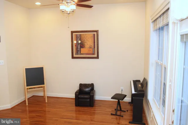 $3,050 | 623 Hurdle Mill Place, Gaithersburg, MD 20877