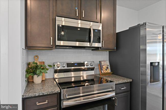 245 Monroe Avenue Ranson, WV 25438 - Photo 3 of 27