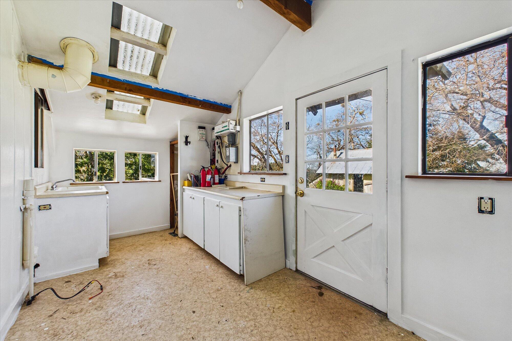 1960 Burr Valley Road Bridgeville, CA 95526 - Photo 29 of 63