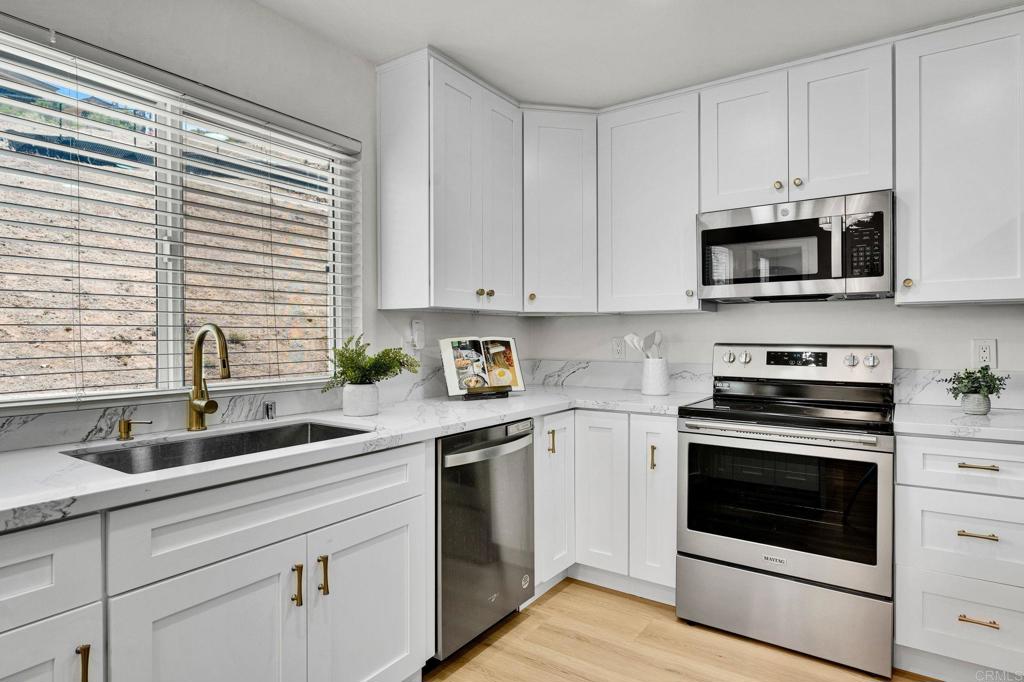 9130 Shadow Hill Road Santee, CA 92071 - Photo 13 of 55