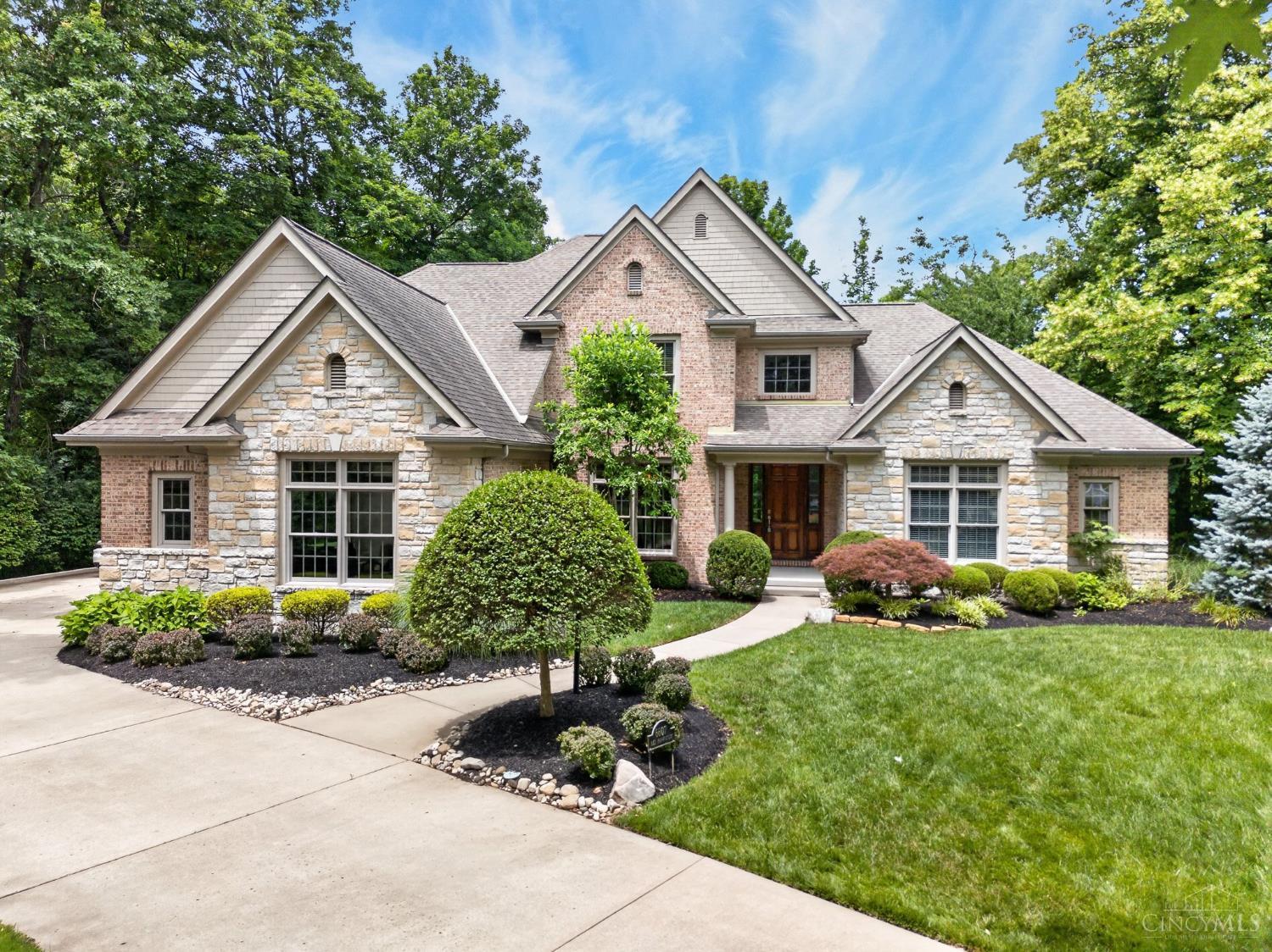 6607 Red Hawk Court Maineville, OH 45039 - Photo 1 of 74