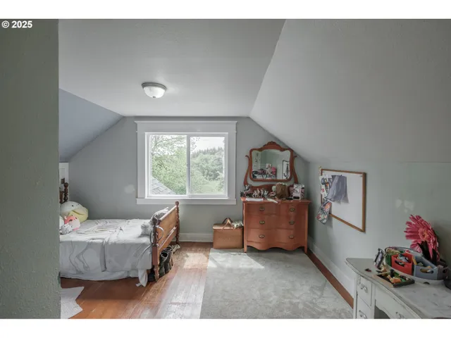 $630,000 | 34965 Brewster Road, Lebanon, OR 97355