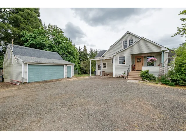 $630,000 | 34965 Brewster Road, Lebanon, OR 97355