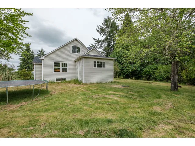 $630,000 | 34965 Brewster Road, Lebanon, OR 97355