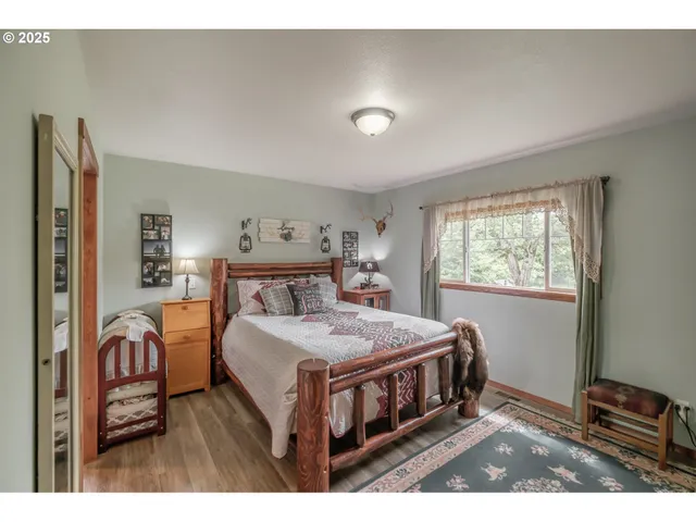 $630,000 | 34965 Brewster Road, Lebanon, OR 97355