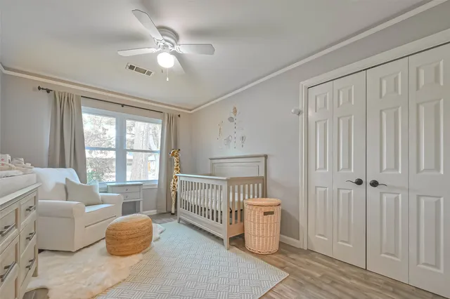 $3,300 | 2210 Saxon Drive, Houston, TX 77018