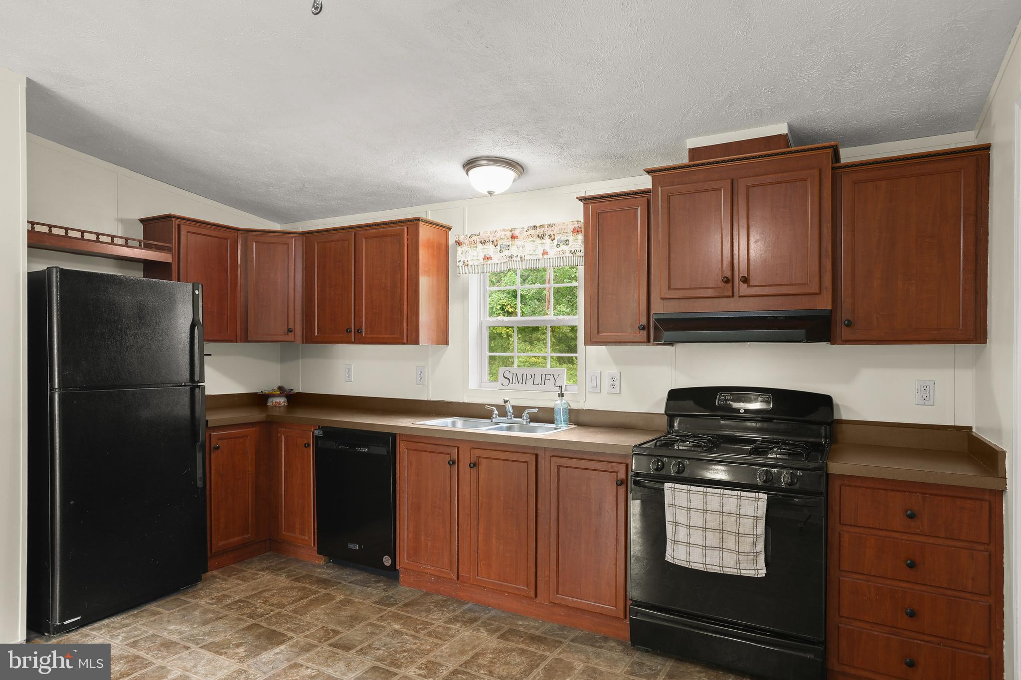 1528 Arena Road Street, MD 21154 - Photo 9 of 44 Kitchen