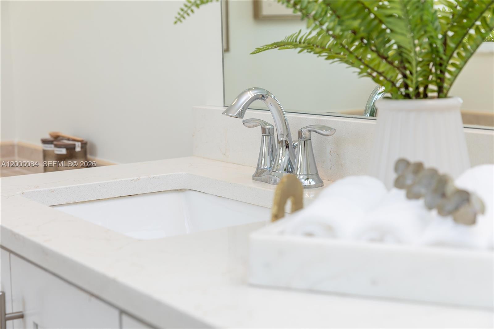 1896 Crestview Way Naples, FL 34119 - Photo 62 of 91 Gallery Image 62