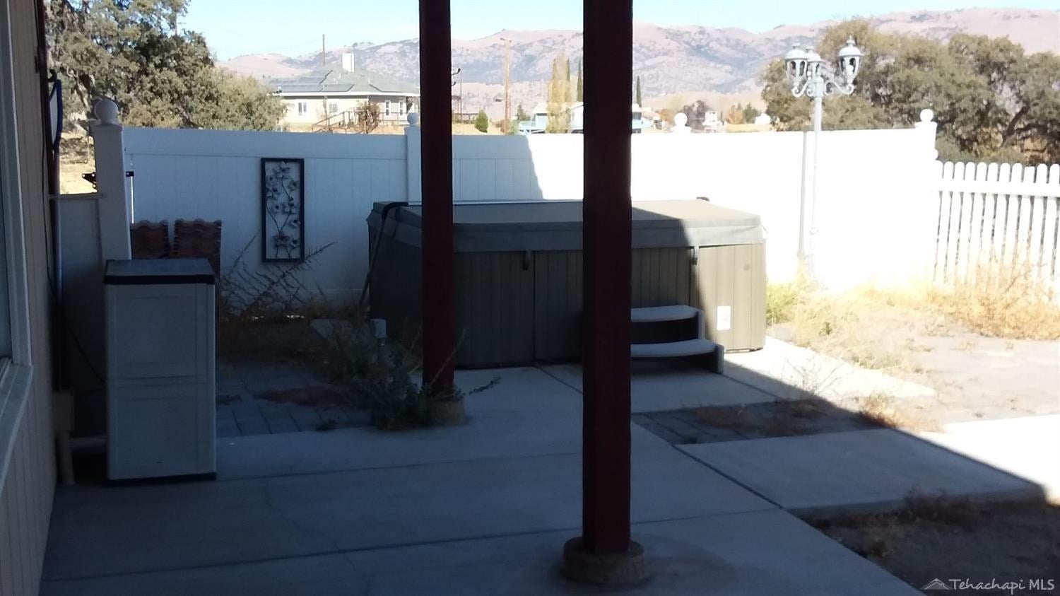 20900 Ridgeway Drive Tehachapi, CA 93561 - Photo 32 of 43 Gallery Image 32