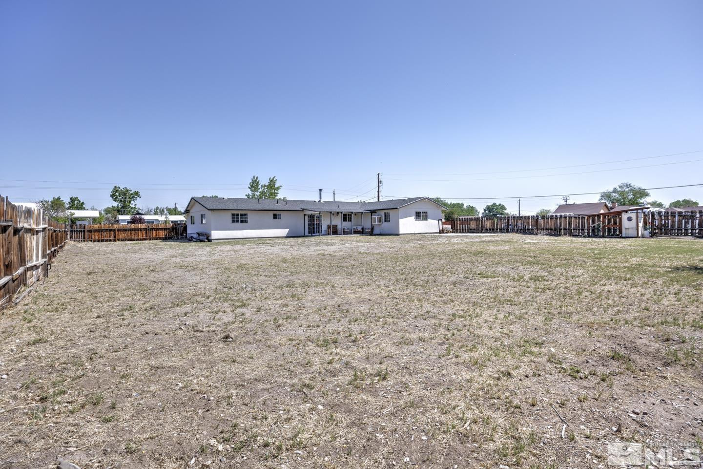777 Rice Road Fallon, NV 89406 - Photo 22 of 24 a view of a terrace with chairs