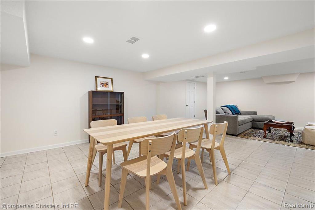 536 Middlesex Road Grosse Pointe Park, MI 48230 - Photo 37 of 47