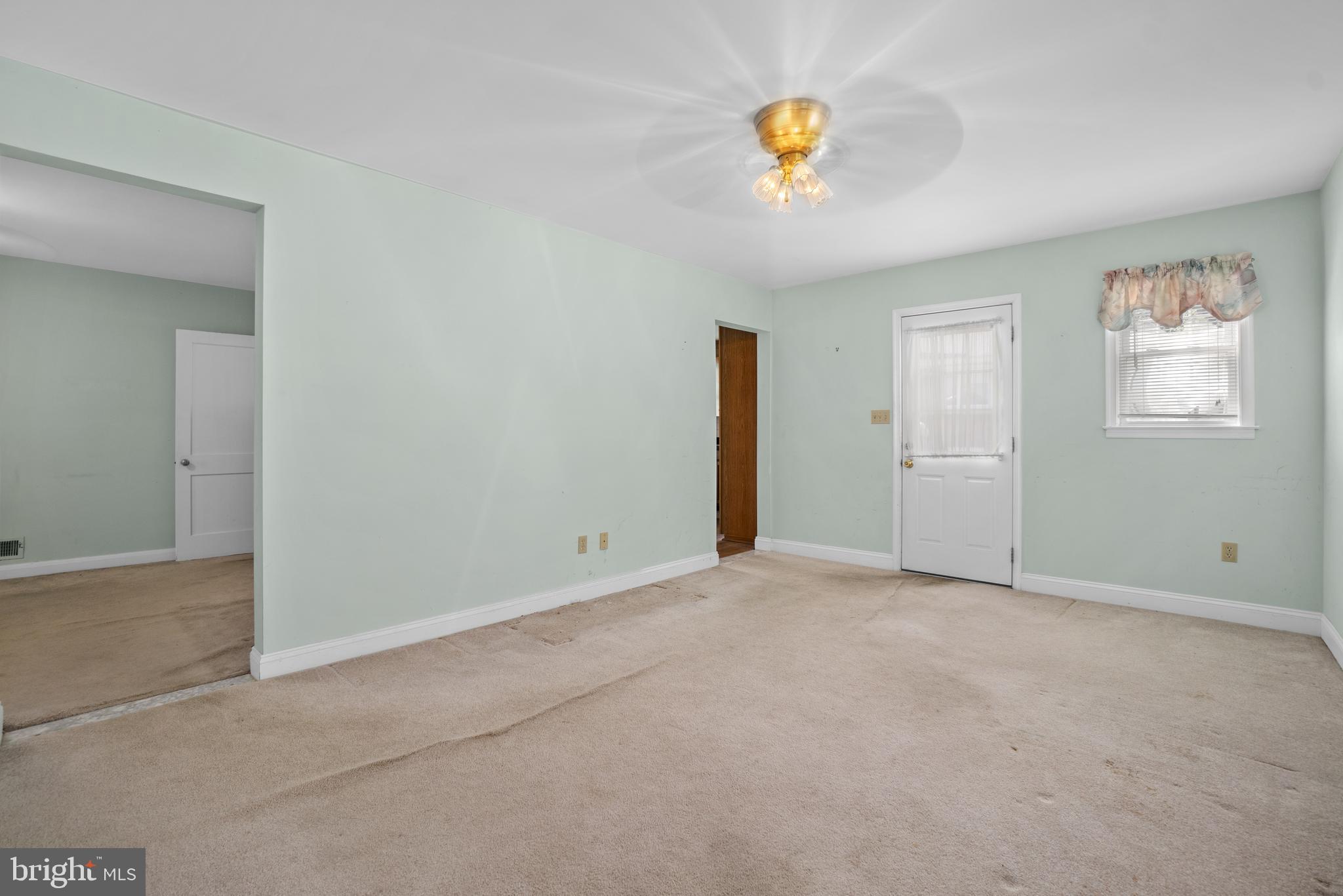 1906 Reuter Road Lutherville-Timonium, MD 21093 - Photo 20 of 45 Gallery Image 20