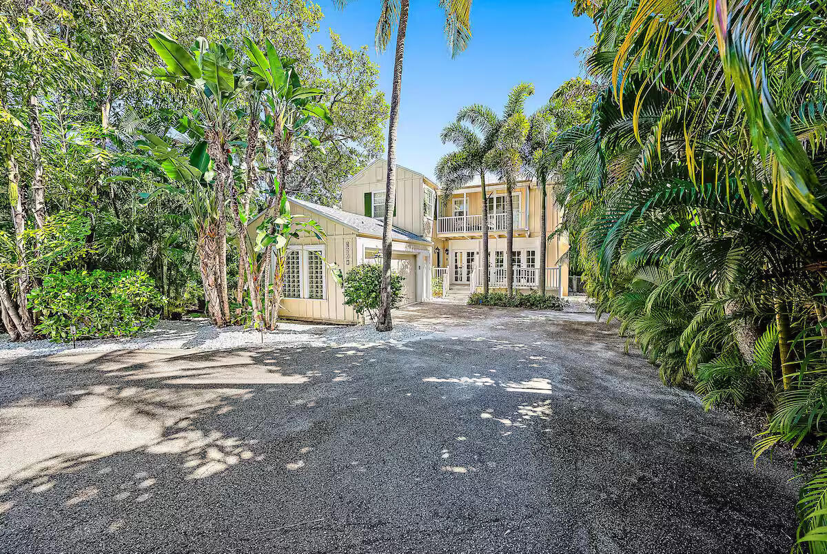 4110 Washington Road West Palm Beach, FL 33405 - Photo 5 of 38