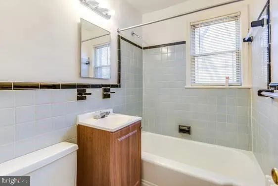 $2,100 | 1525 28th Street Southeast, Unit 302, Washington, DC 20020