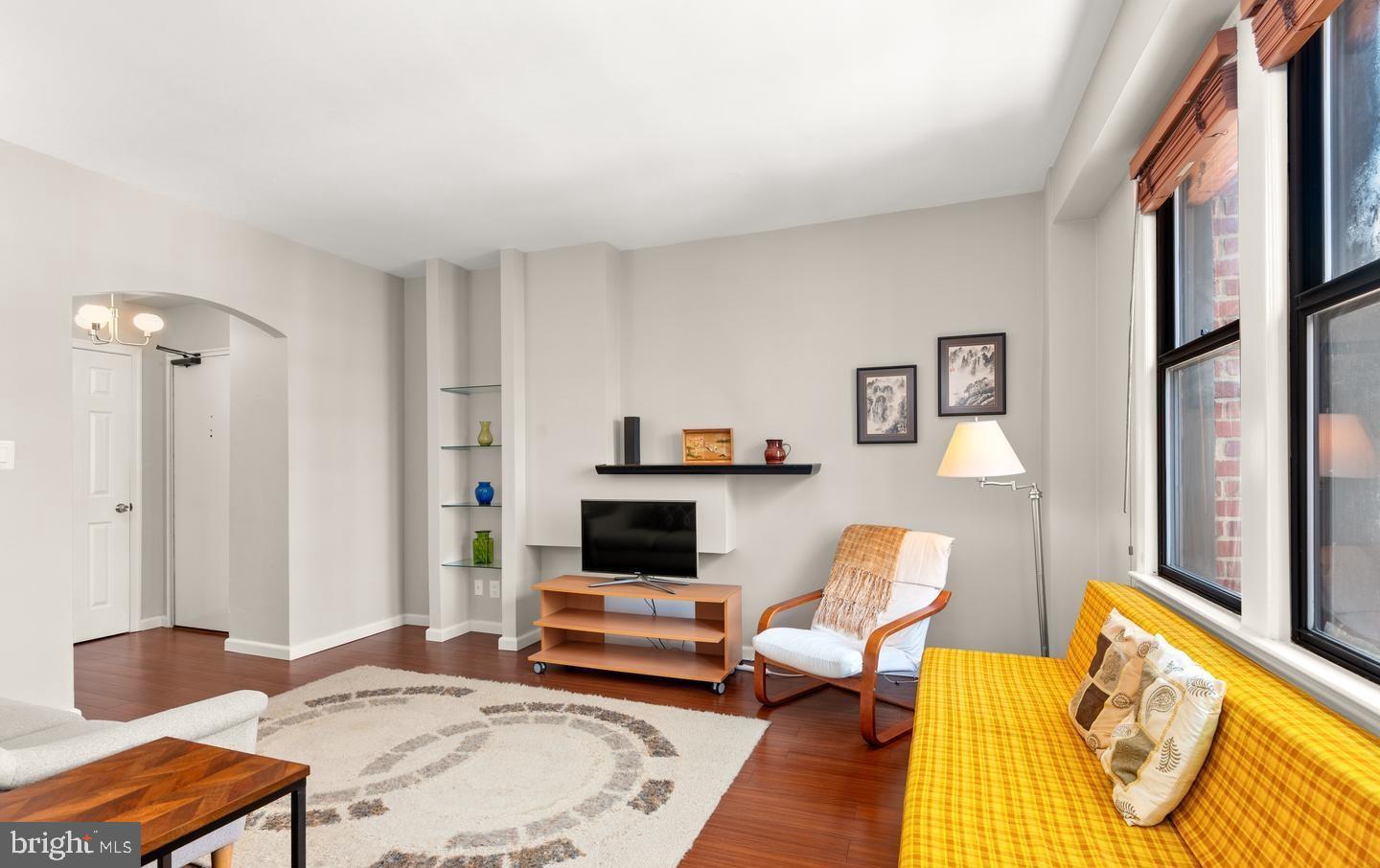 2515 K Street Northwest, Unit 612 Washington, DC 20037 - Photo 2 of 12