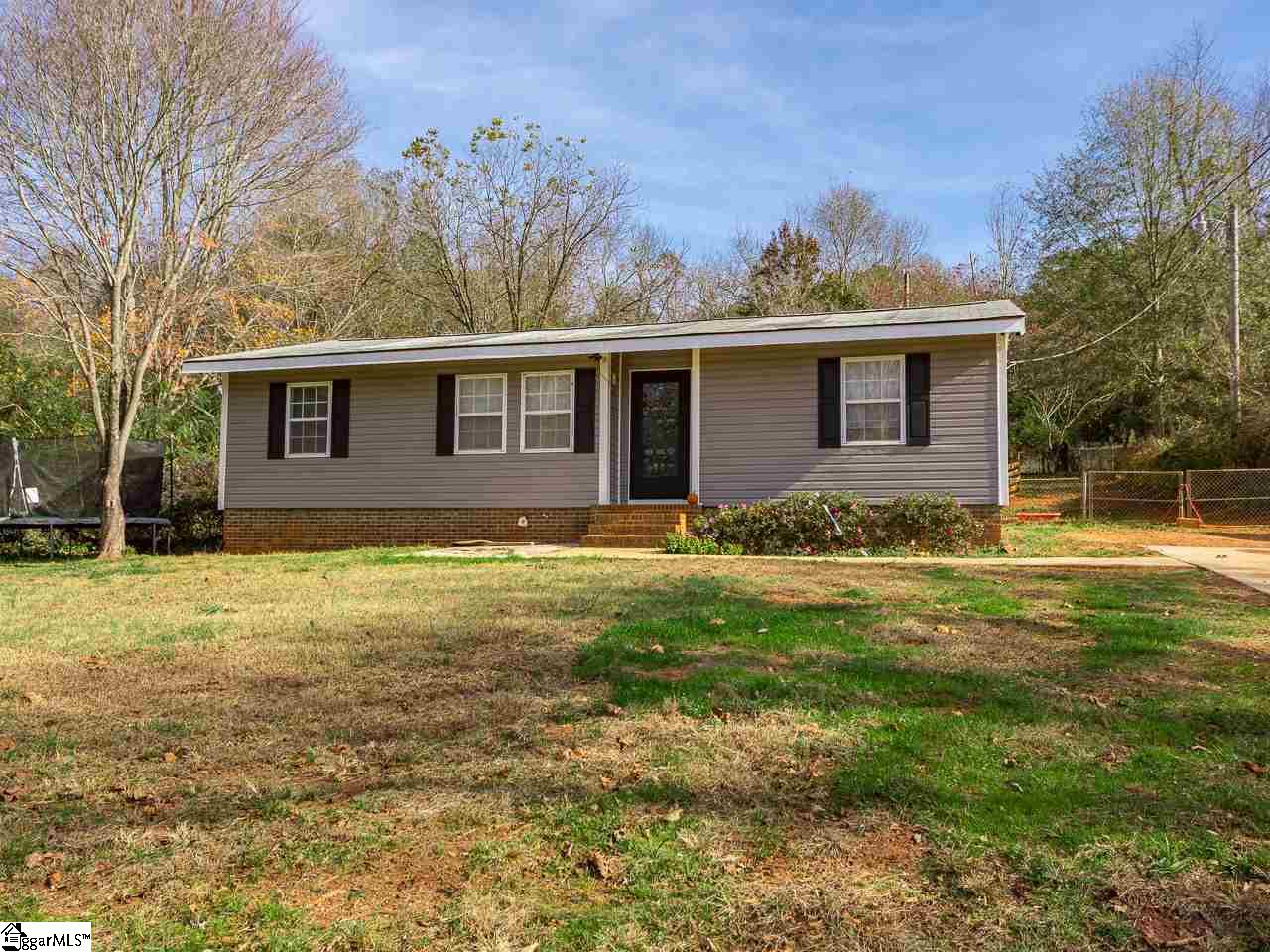 114 Hammett Store Road Lyman, SC 29365 - Photo 3 of 23