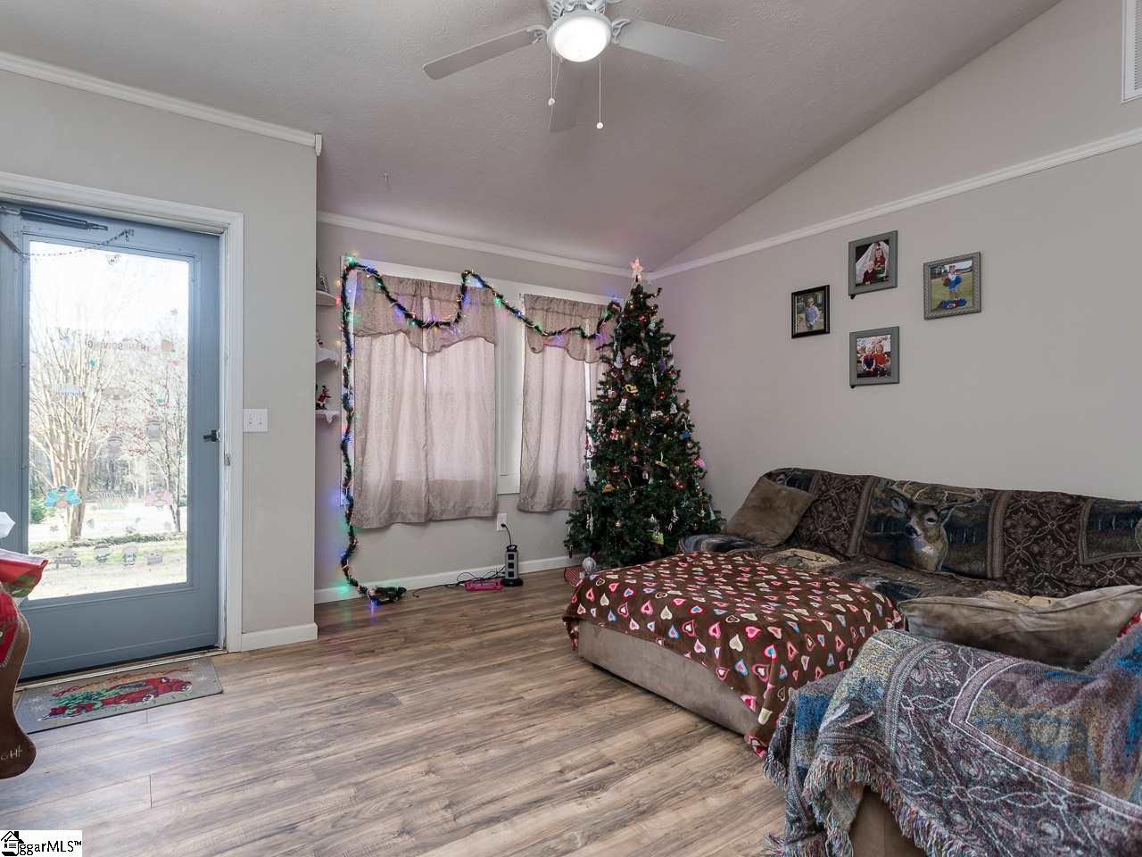114 Hammett Store Road Lyman, SC 29365 - Photo 5 of 23