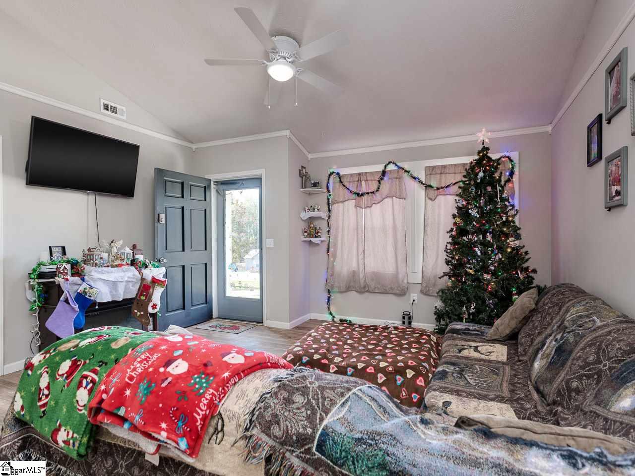 114 Hammett Store Road Lyman, SC 29365 - Photo 6 of 23