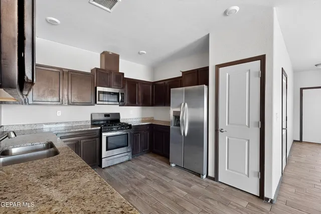 $189,000 | 813 TS Daniel Cadena Drive, Unit B, El Paso, TX 79927