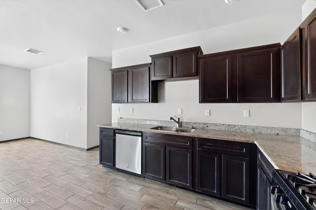 $189,000 | 813 TS Daniel Cadena Drive, Unit B, El Paso, TX 79927