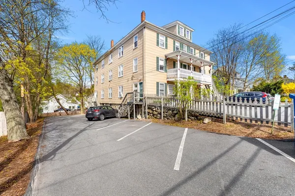 $1,700 | 22-26 Waltham Street, Unit A2, Maynard, MA 01754