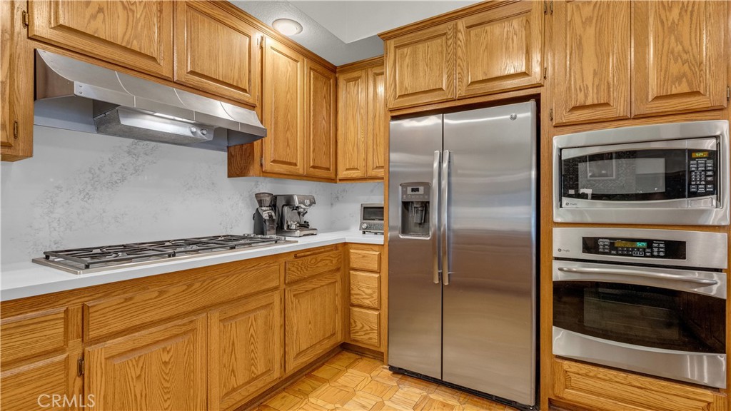 2162 Cumberland Road Glendora, CA 91741 - Photo 7 of 38 Gallery Image 7