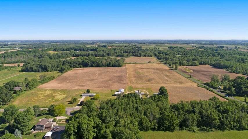 25-acres Garr Road Berrien Springs, MI 49103 - Photo 4 of 11 20220627235856935777000000-o