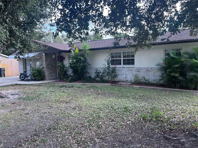 $2,400 | 6024 48th Ave Drive East, Bradenton, FL 34203